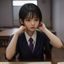 初一学生小宇头像，少年男生，戴眼镜，认真好学